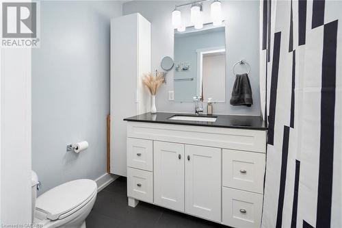 895 Maple Avenue Unit# 123, Burlington, ON - Indoor Photo Showing Bathroom