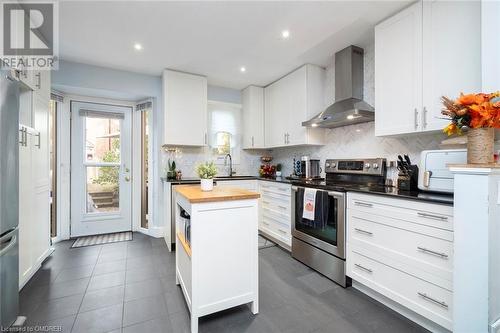 895 Maple Avenue Unit# 123, Burlington, ON - Indoor Photo Showing Kitchen