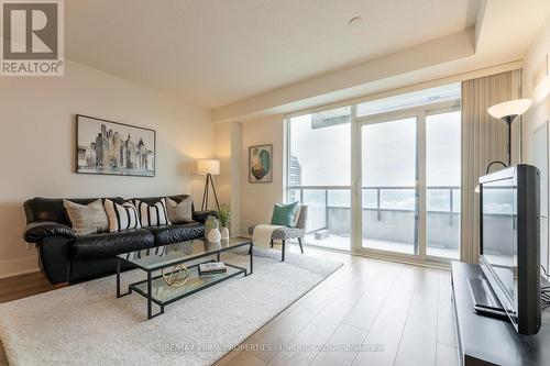 2003 - 25 Broadway Avenue, Toronto (Mount Pleasant West), ON - Indoor Photo Showing Living Room