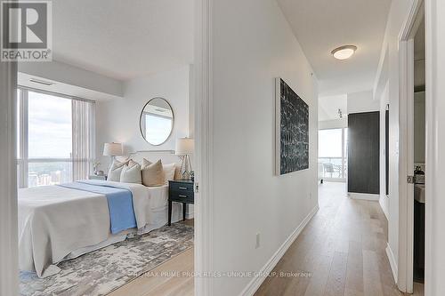 5202 - 386 Yonge Street, Toronto (Bay Street Corridor), ON - Indoor Photo Showing Other Room