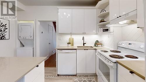 157 Gainsborough Road, Toronto (Woodbine Corridor), ON - Indoor Photo Showing Kitchen