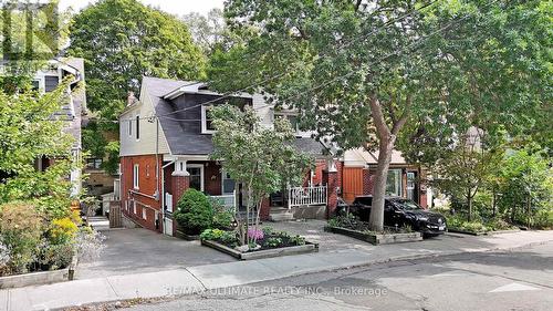 157 Gainsborough Road, Toronto, ON - Outdoor