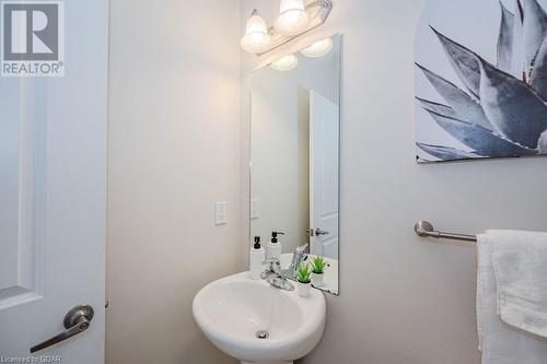 67 Frasson Drive, Guelph, ON - Indoor Photo Showing Bathroom