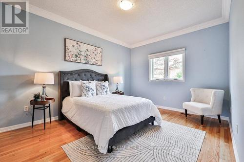 205 Ellis Crescent, Milton (Dempsey), ON - Indoor Photo Showing Bedroom