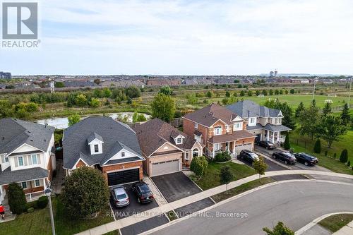 205 Ellis Crescent, Milton (Dempsey), ON - Outdoor With Facade