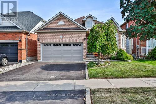 205 Ellis Crescent, Milton, ON - Outdoor