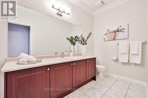 205 Ellis Crescent, Milton, ON - Indoor Photo Showing Bathroom