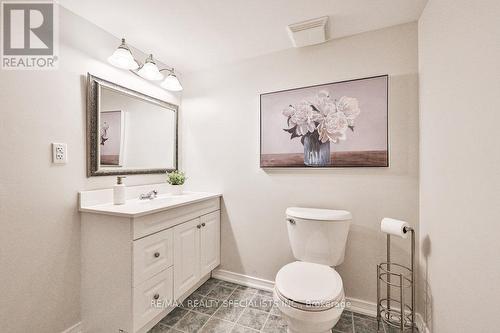 205 Ellis Crescent, Milton, ON - Indoor Photo Showing Bathroom