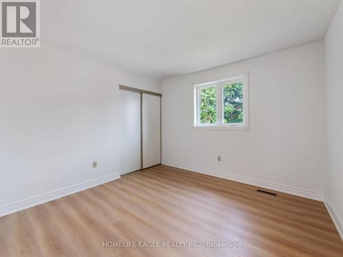 10 Lansdowne Drive, Brampton, ON - Indoor Photo Showing Other Room