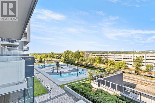 608 - 2087 Fairview Street, Burlington, ON - Outdoor With View