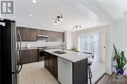 543 Arum Terrace, Ottawa, ON - Indoor Photo Showing Kitchen With Stainless Steel Kitchen With Double Sink With Upgraded Kitchen