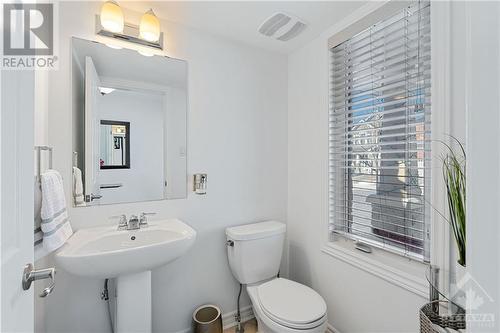 543 Arum Terrace, Ottawa, ON - Indoor Photo Showing Bathroom