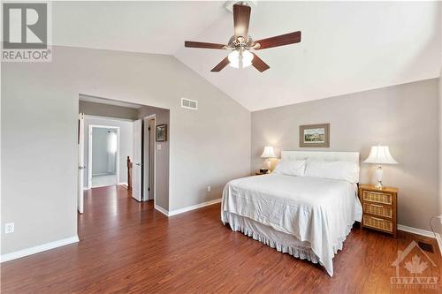 34 New Deighton Crescent, Ottawa, ON - Indoor Photo Showing Bedroom