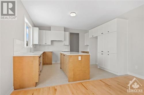 288 Appalachian Circle, Ottawa, ON - Indoor Photo Showing Kitchen