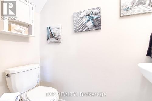 31 Mayland Trail, Hamilton (Stoney Creek Mountain), ON - Indoor Photo Showing Bathroom