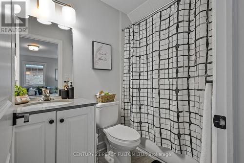 292 Noftall Gardens, Peterborough, ON - Indoor Photo Showing Bathroom