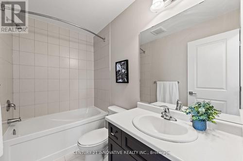 157 Fall Fair Way, Hamilton (Binbrook), ON - Indoor Photo Showing Bathroom