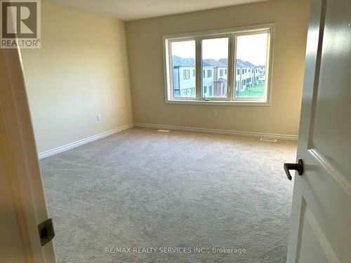 2 Discovery Drive, Thorold, ON - Indoor Photo Showing Other Room