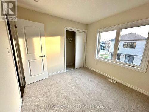 2 Discovery Drive, Thorold, ON - Indoor Photo Showing Other Room