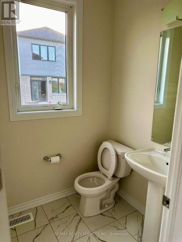 2 Discovery Drive, Thorold, ON - Indoor Photo Showing Bathroom