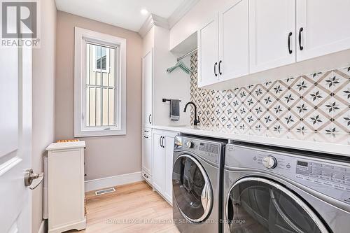 337 Yellow Birch Crescent, Blue Mountains, ON - Indoor Photo Showing Laundry Room