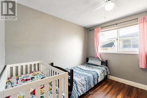 8 Canterbury Drive, St. Catharines, ON - Indoor Photo Showing Bedroom