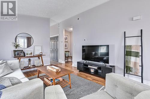 155 Albert Street, Meaford, ON - Indoor Photo Showing Living Room