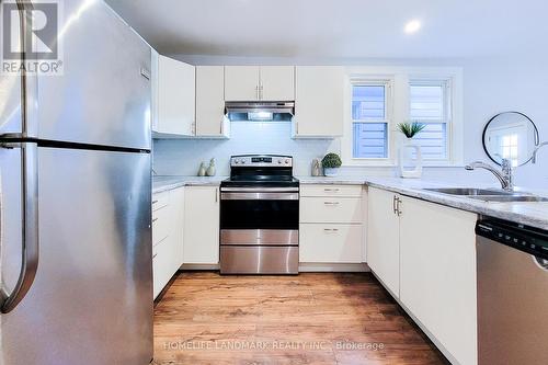 214 Mcanulty Boulevard, Hamilton (Crown Point), ON - Indoor Photo Showing Kitchen