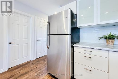 214 Mcanulty Boulevard, Hamilton (Crown Point), ON - Indoor Photo Showing Kitchen