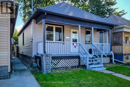 214 Mcanulty Boulevard, Hamilton (Crown Point), ON - Outdoor With Deck Patio Veranda