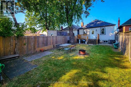 214 Mcanulty Boulevard, Hamilton (Crown Point), ON - Outdoor