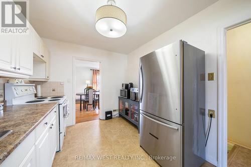 768 Gillespie Street, Peterborough, ON - Indoor Photo Showing Kitchen