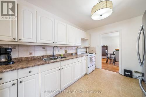 768 Gillespie Street, Peterborough, ON - Indoor Photo Showing Kitchen With Double Sink