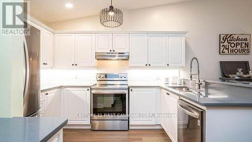 74 - 1241 Beaverbrook Avenue, London, ON - Indoor Photo Showing Kitchen With Stainless Steel Kitchen