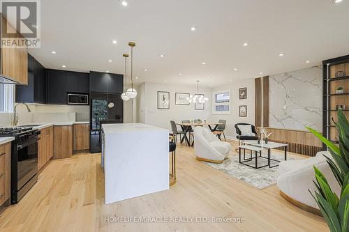 30 Chandler Drive, Toronto (Woburn), ON - Indoor Photo Showing Kitchen With Upgraded Kitchen