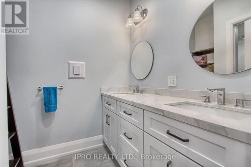 2705 14Th Line, Innisfil, ON - Indoor Photo Showing Bathroom