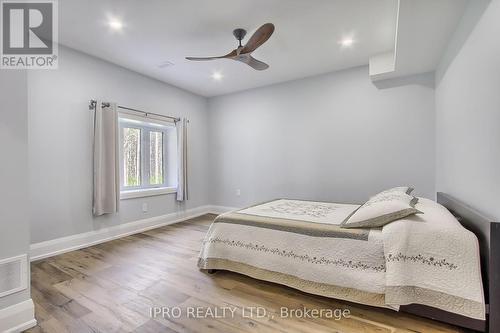 2705 14Th Line, Innisfil, ON - Indoor Photo Showing Bedroom