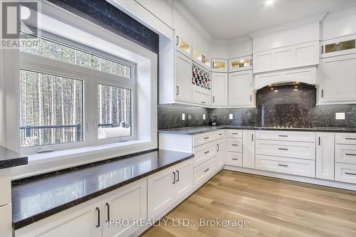 2705 14Th Line, Innisfil, ON - Indoor Photo Showing Kitchen