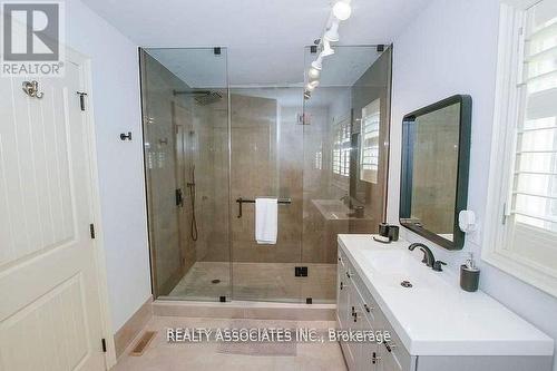 1737 Cedar Grove, Innisfil, ON - Indoor Photo Showing Bathroom