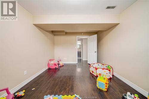 10884 Brentwood Crescent, Windsor, ON - Indoor Photo Showing Other Room