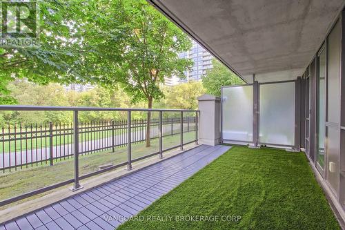 Th3 - 2230 Lake Shore Boulevard W, Toronto, ON - Outdoor With Exterior