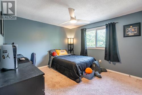 2495 Headon Road, Burlington, ON - Indoor Photo Showing Bedroom