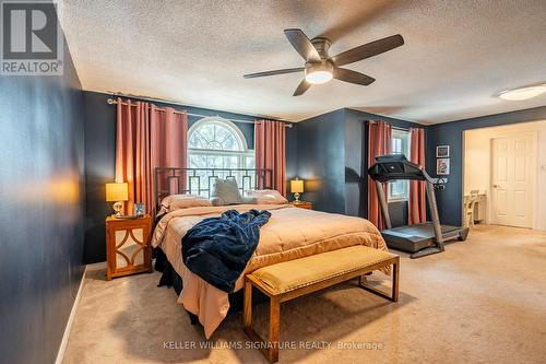 2495 Headon Road, Burlington, ON - Indoor Photo Showing Bedroom