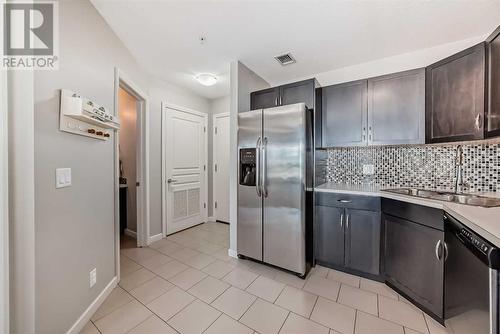 306, 1320 1 Street Se, Calgary, AB - Indoor Photo Showing Kitchen