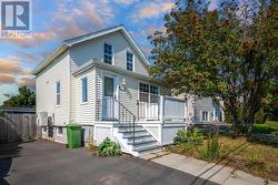 35 Marvin Street  Dartmouth, NS B2Y 2L9