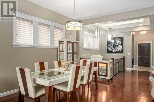 318 Mahogany Manor Se, Calgary, AB - Indoor Photo Showing Dining Room