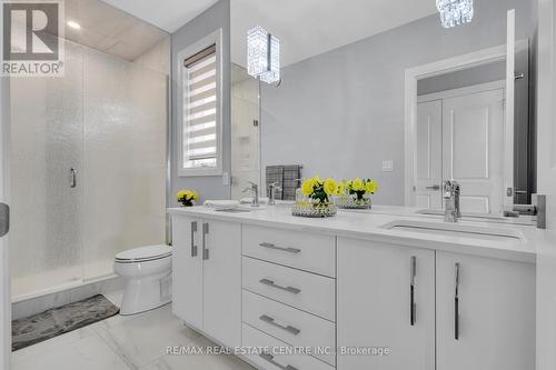 46 Rea Drive, Centre Wellington (Fergus), ON - Indoor Photo Showing Bathroom