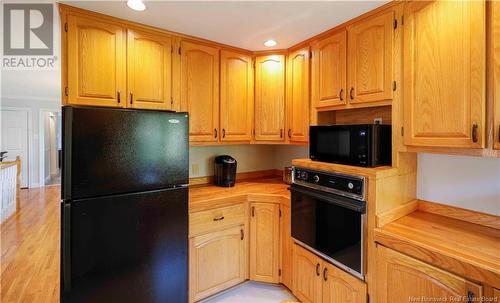 5 Westmount Drive, Saint John, NB - Indoor Photo Showing Kitchen