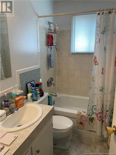 74 Murphy Avenue, Moncton, NB - Indoor Photo Showing Bathroom