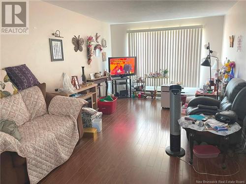 74 Murphy Avenue, Moncton, NB - Indoor Photo Showing Living Room